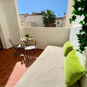 estudio-con-terraza-by-maison-jaken.1costadelsol.com/