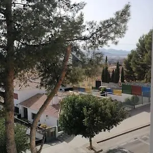 Views, Family & Private Parking In Alto Albayzin Granada